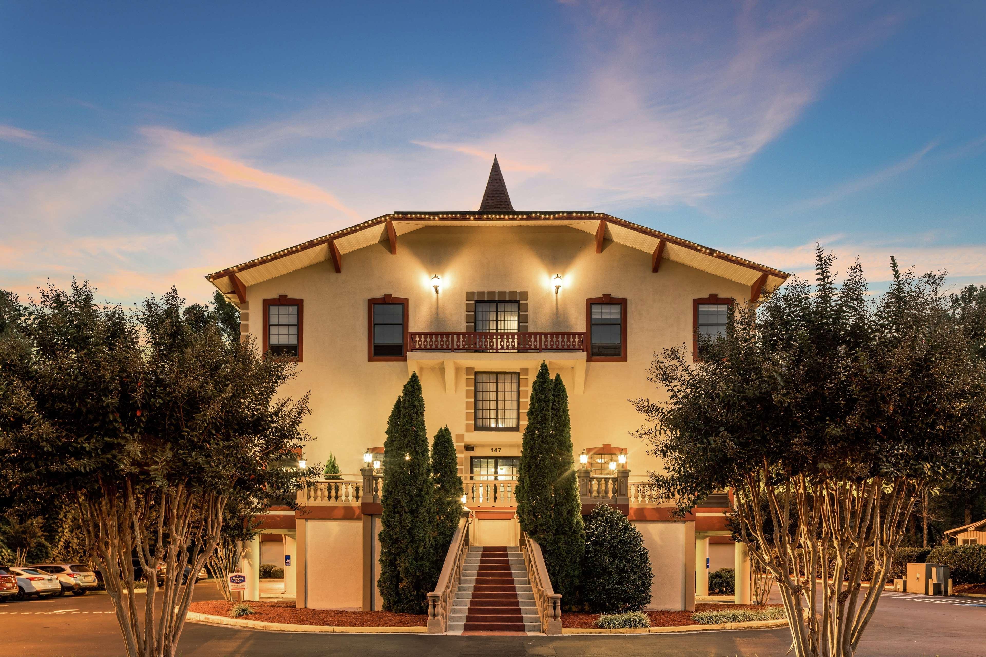 Hampton Inn Helen Bagian luar foto