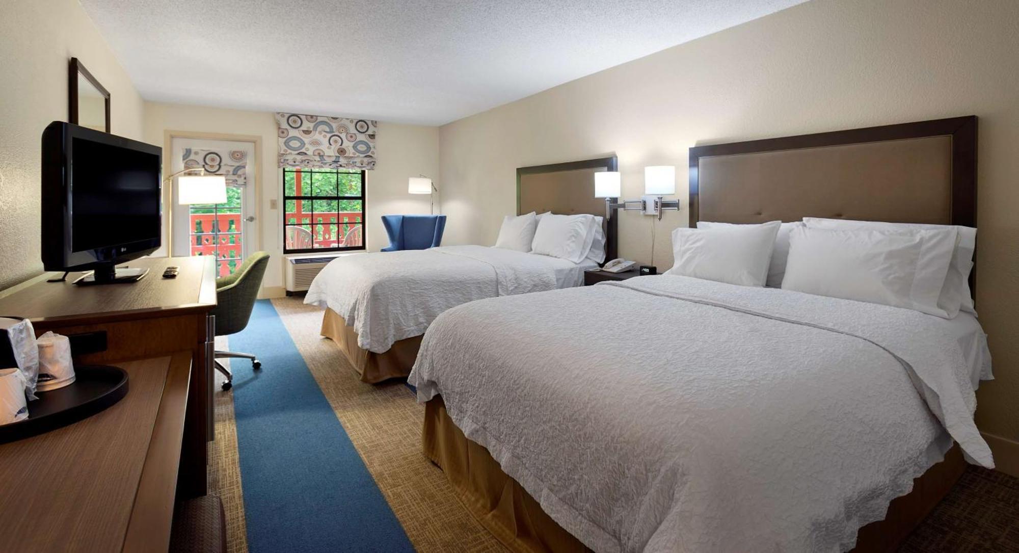 Hampton Inn Helen Bagian luar foto