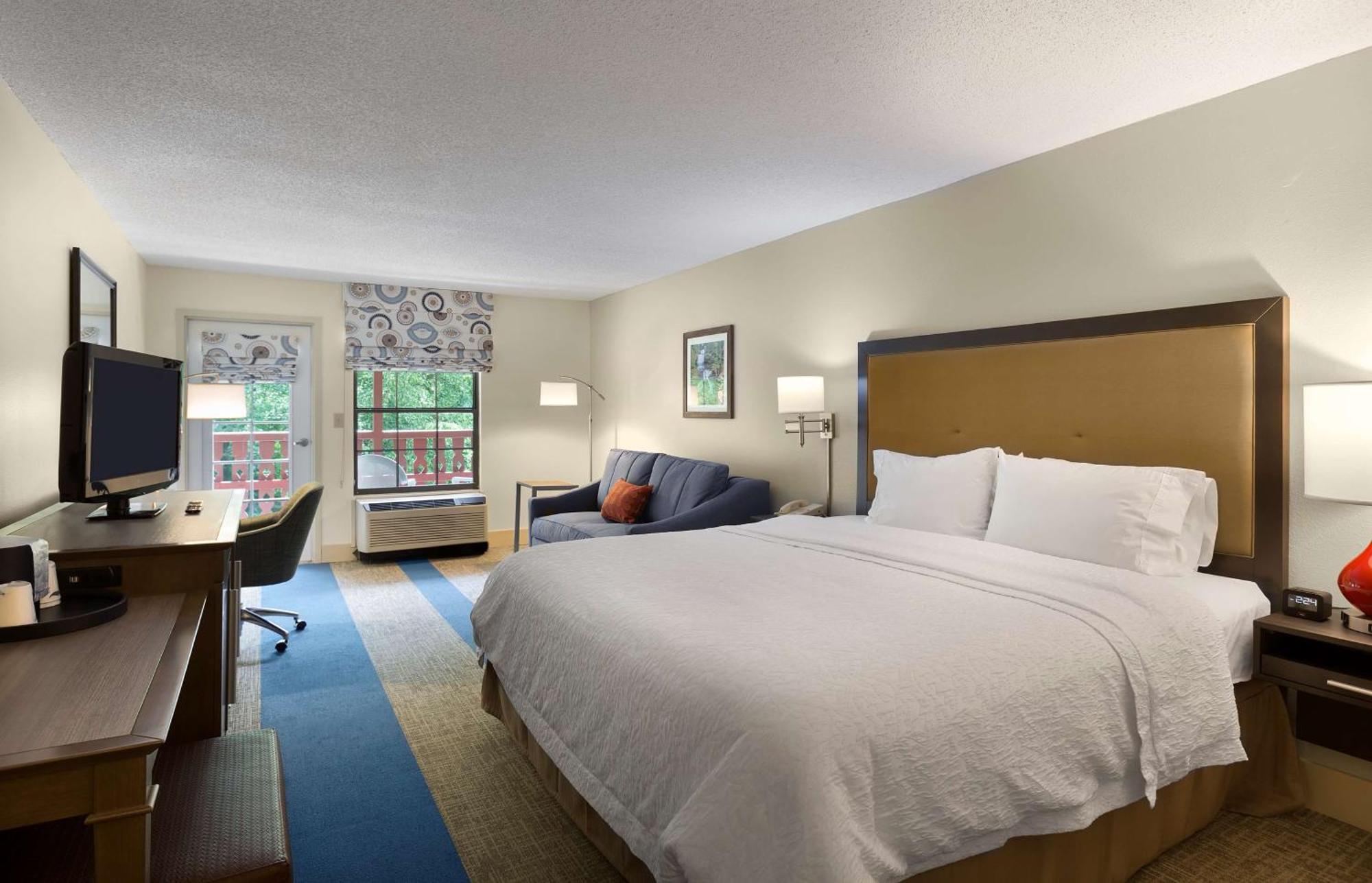Hampton Inn Helen Bagian luar foto