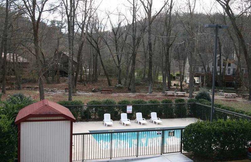 Hampton Inn Helen Bagian luar foto