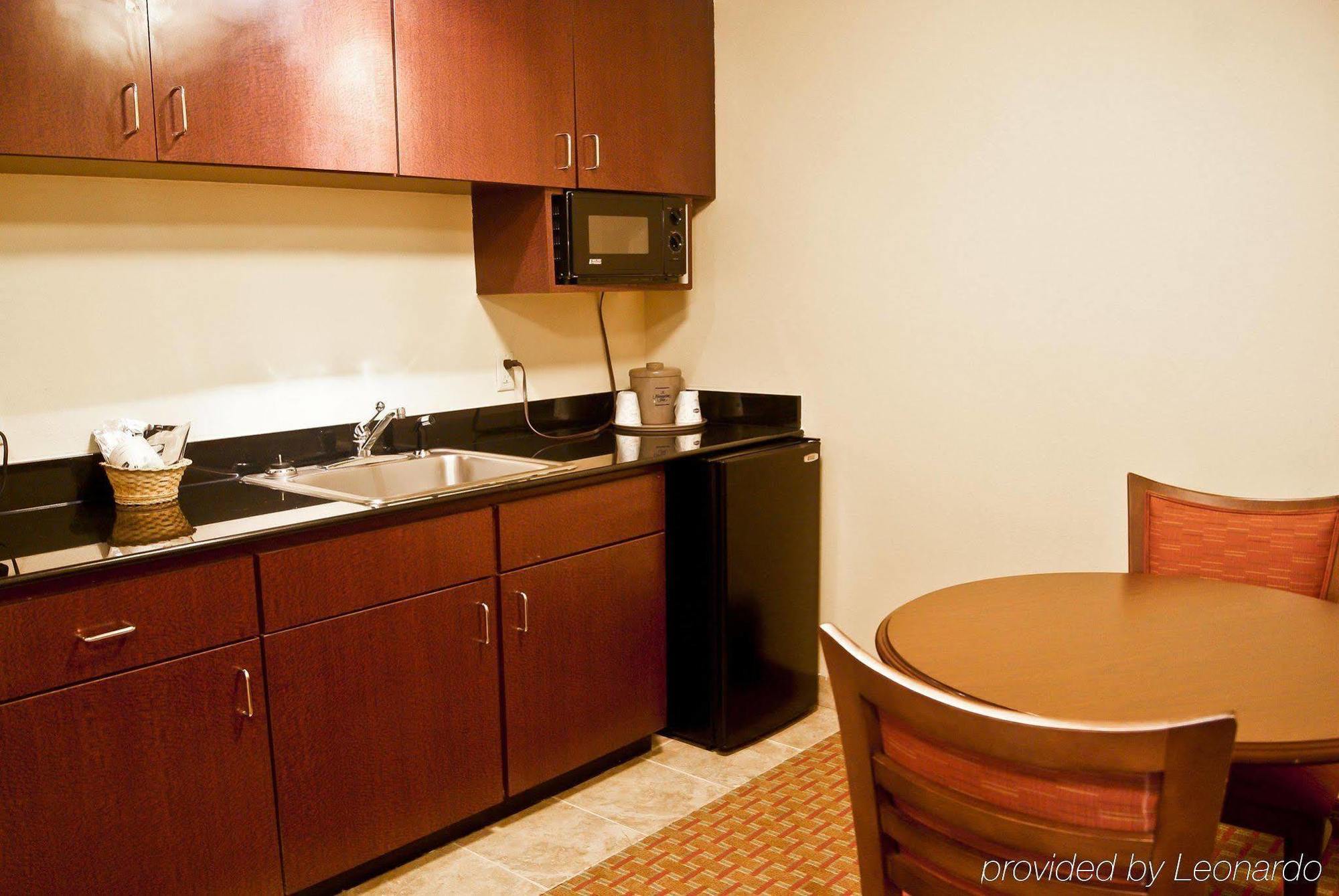 Hampton Inn Helen Ruang foto