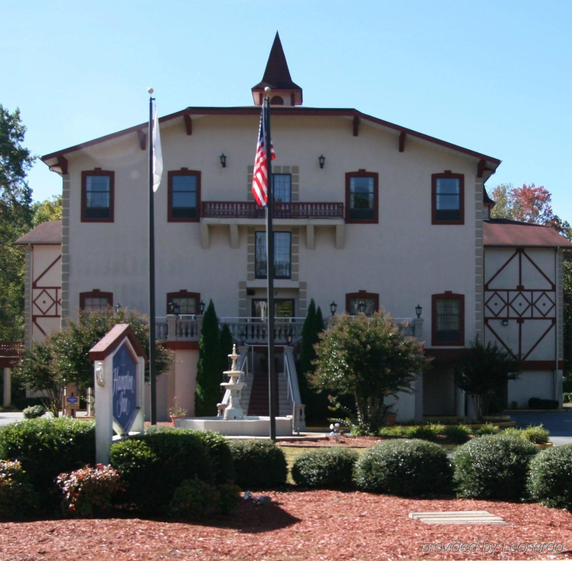 Hampton Inn Helen Bagian luar foto